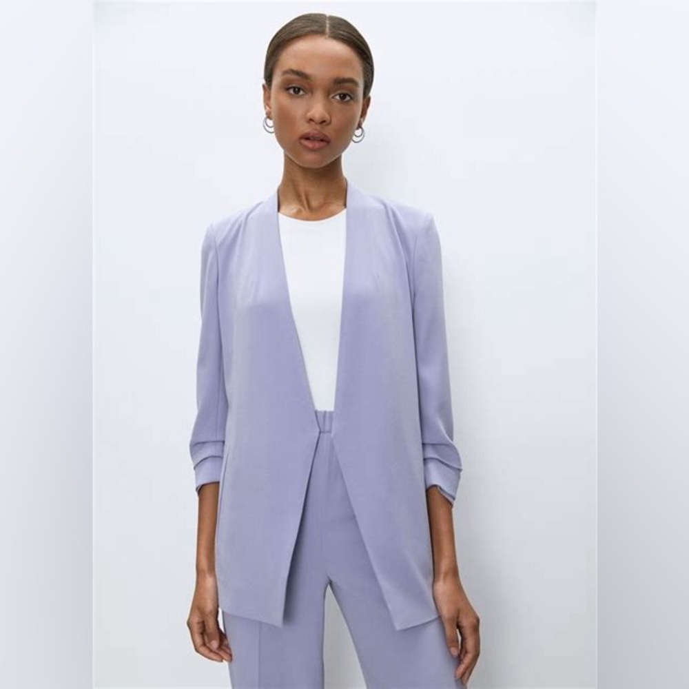 Babaton Aritzia Power Hip Blazer Lilac Size Large